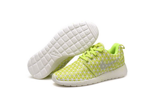 Nike Roshe Run Triangle Yellow 36-39 Low Price